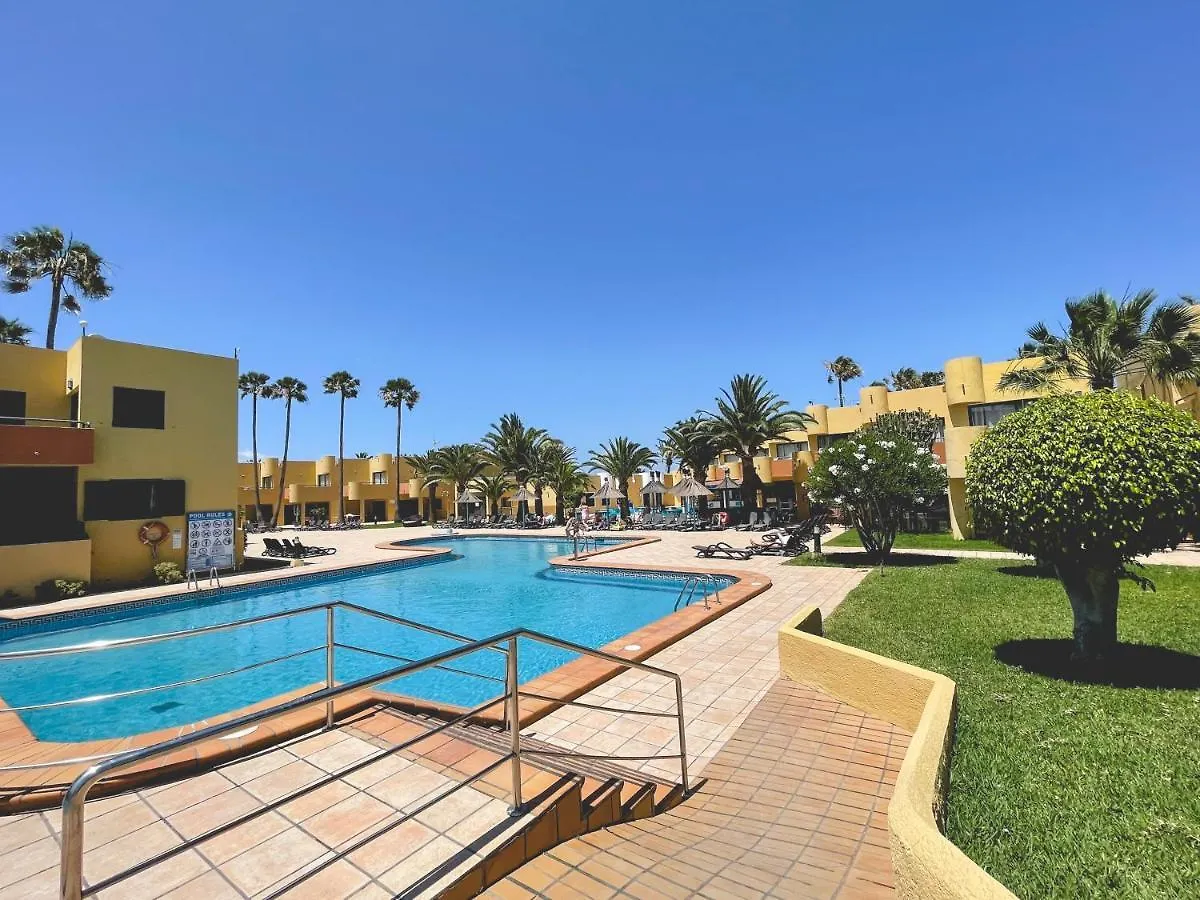 Seaside Apartment Corralejo : A Cozy Holiday Home In A Peaceful Well Located Green Complex